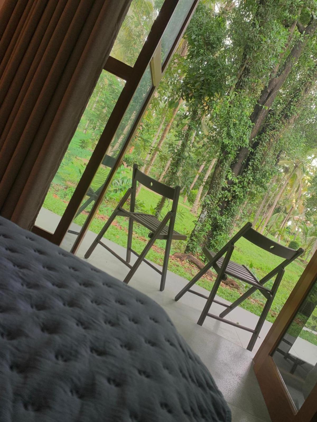 Sebastian Transit Villa With Free Shuttle Service To Airport Kotugoda Ngoại thất bức ảnh