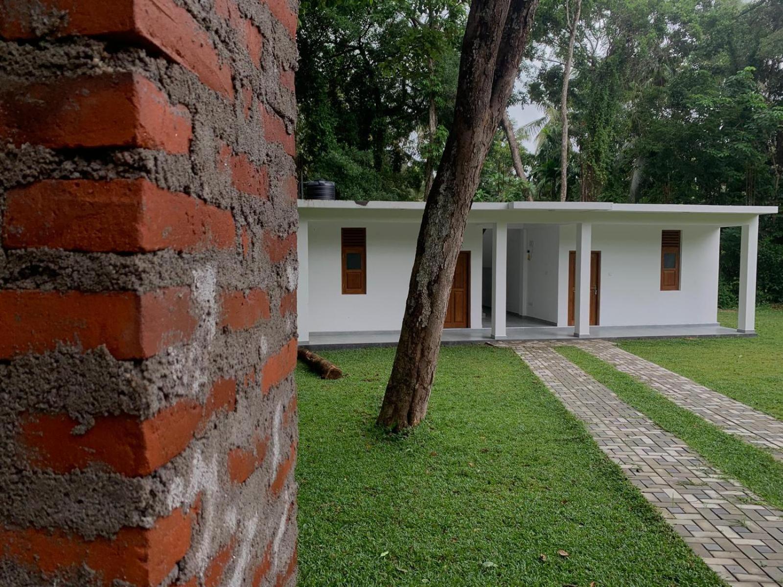 Sebastian Transit Villa With Free Shuttle Service To Airport Kotugoda Ngoại thất bức ảnh
